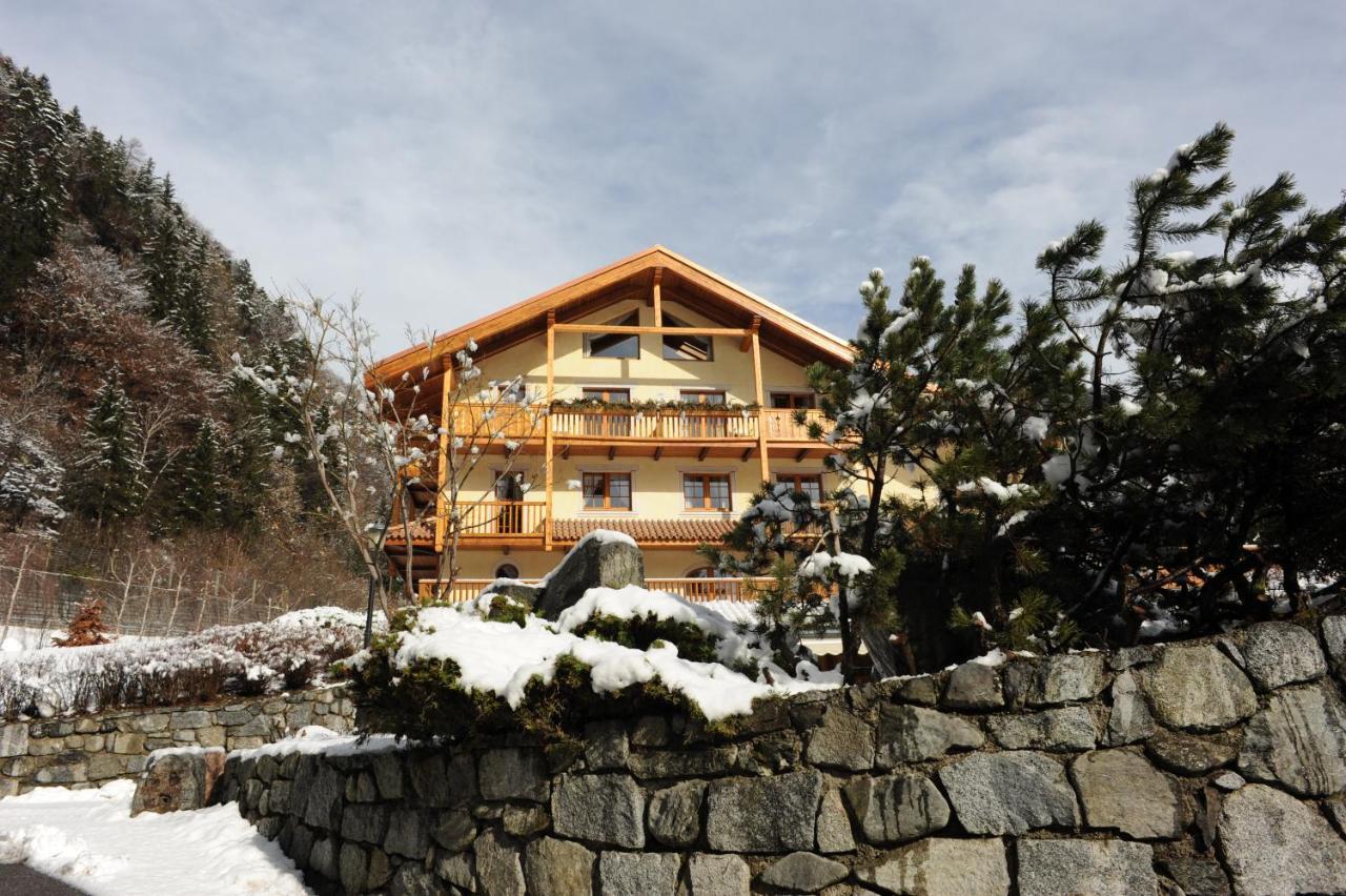 كاريسولو Holidays Dolomiti Apartment Resort المظهر الخارجي الصورة